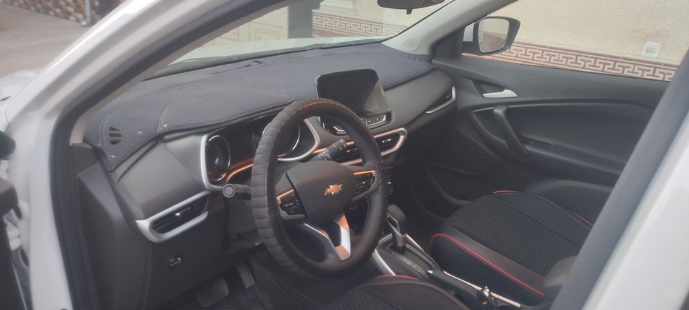 Chevrolet Tracker 2