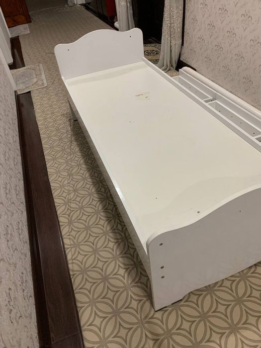 Detskiy kravat sotiladi