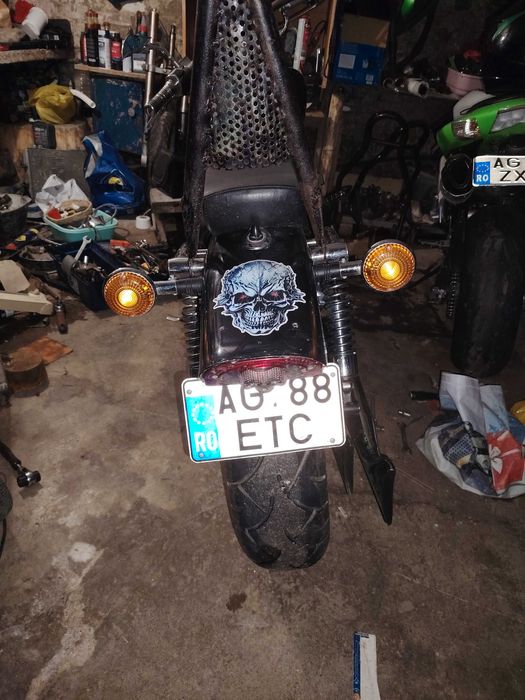 Vând  schimb    1400