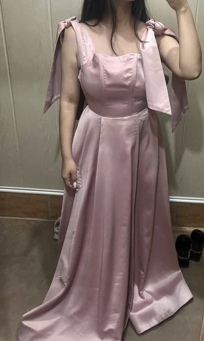 Вечернее платье в пол длинное