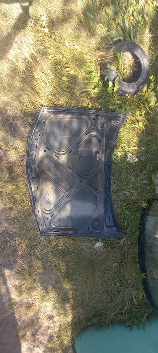 Гольф 3 капот под ремонт