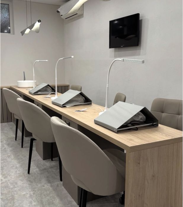 Продается действующая ногтевая студия