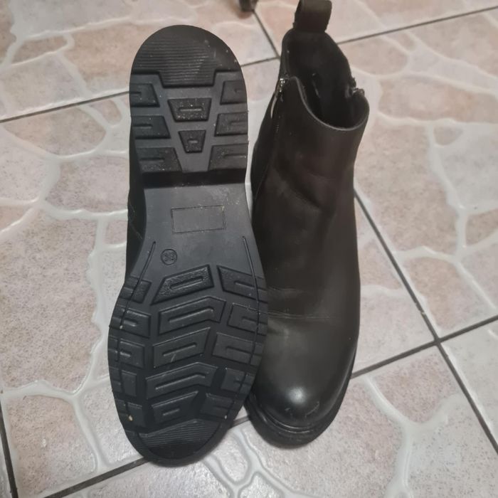 Ghete dama, marime 39