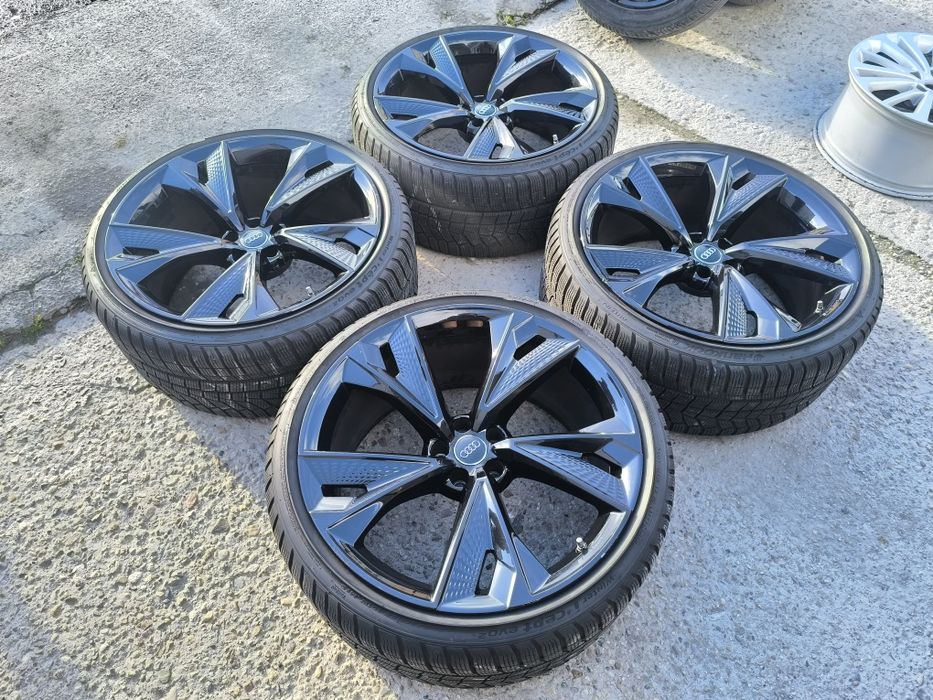 22 цола джанти със зимни гуми за AUDI RS6 C8 и RS7 C8