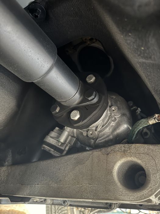 BMW X3 F25 полуоска полуоски лява дясна / lqva dqsna poluoska poluoski бмв х3 ф25 фейслифт facelift