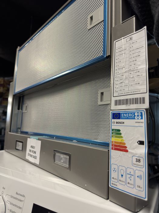 Hota încorporabilă telescopică  728 m³/h  Bosch DFR067A52