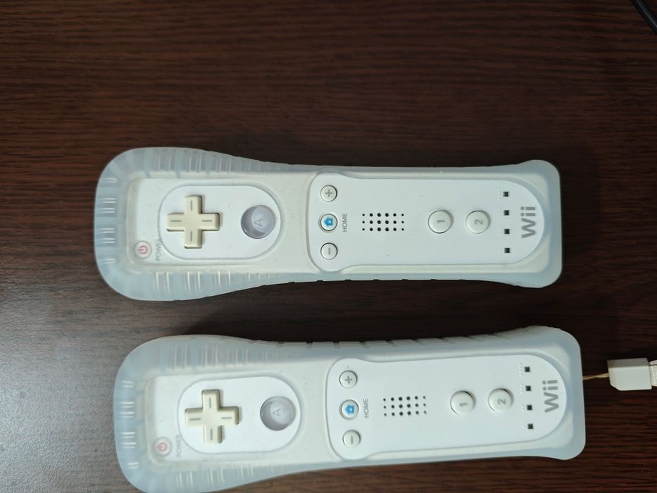 Vând Nintendo Wii modat
