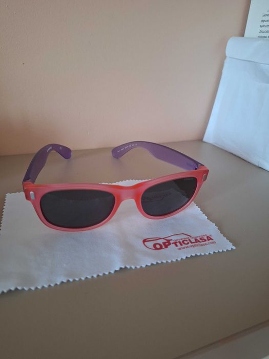 Детски слънчеви очила polaroid