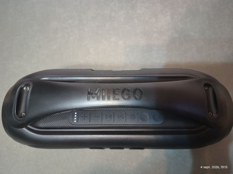 Boxă Portabilă MIIEGO MiiBLASTER GO Denmark – 30W, Rezistentă la Apă (IPX5), Sunet Spațial, Lumini RGB, USB-C & AUX
