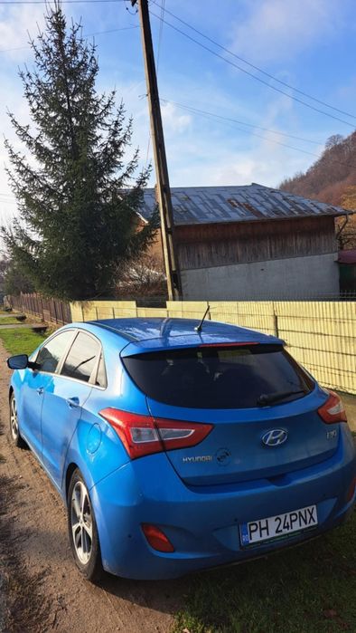Vând Hyundai i30