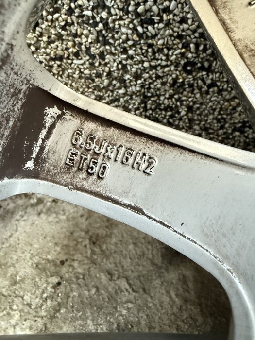 Оригинални джанти за VW с летни гуми