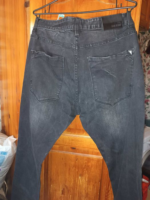 Мъжки панталони малко носени