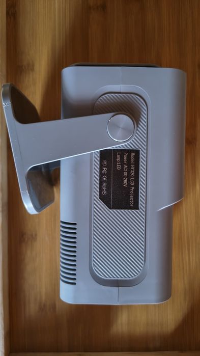 Videoproiector portabil LED - Magcubic