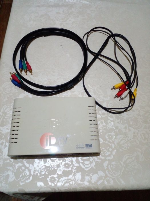 Продаю антенну айди тв