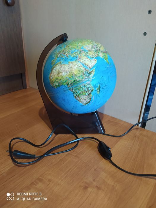 Глобус 2500тг продам