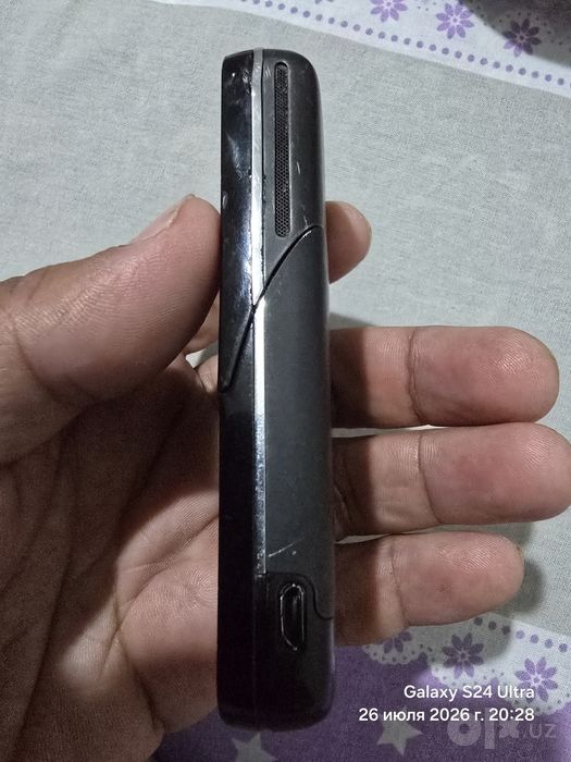 Nokia 8600 telefoni