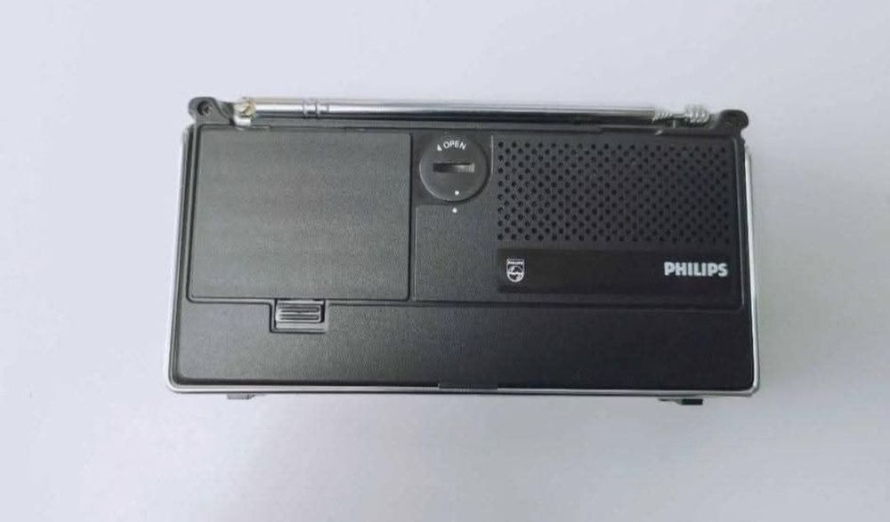 Radio ceas cu alarma Philips 90AS300 AM/FM