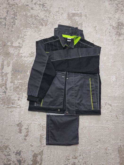 Два комплекта спец. одежды