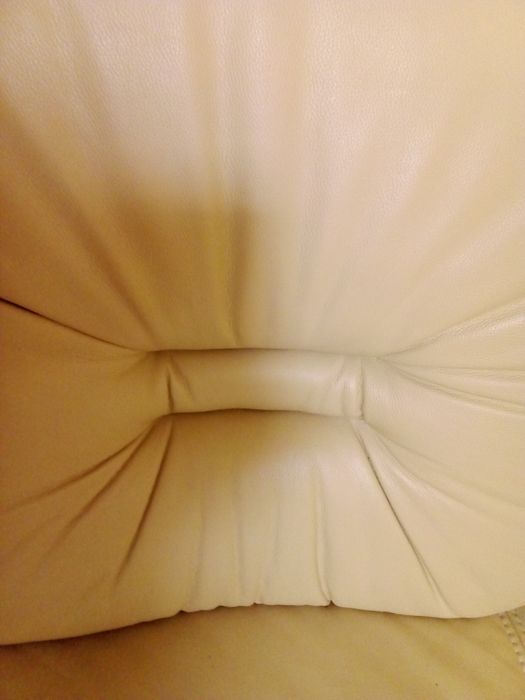 Диван не е разтеглив