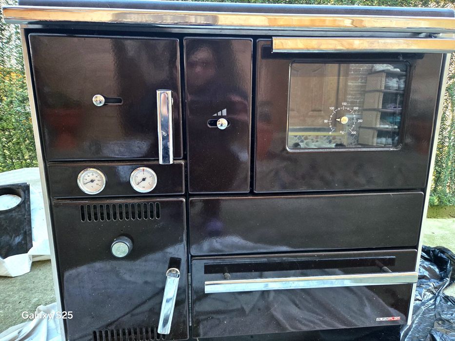 Печка на твърдо гориво