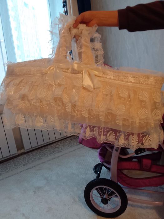 Продам коляску,люльку и корзинку