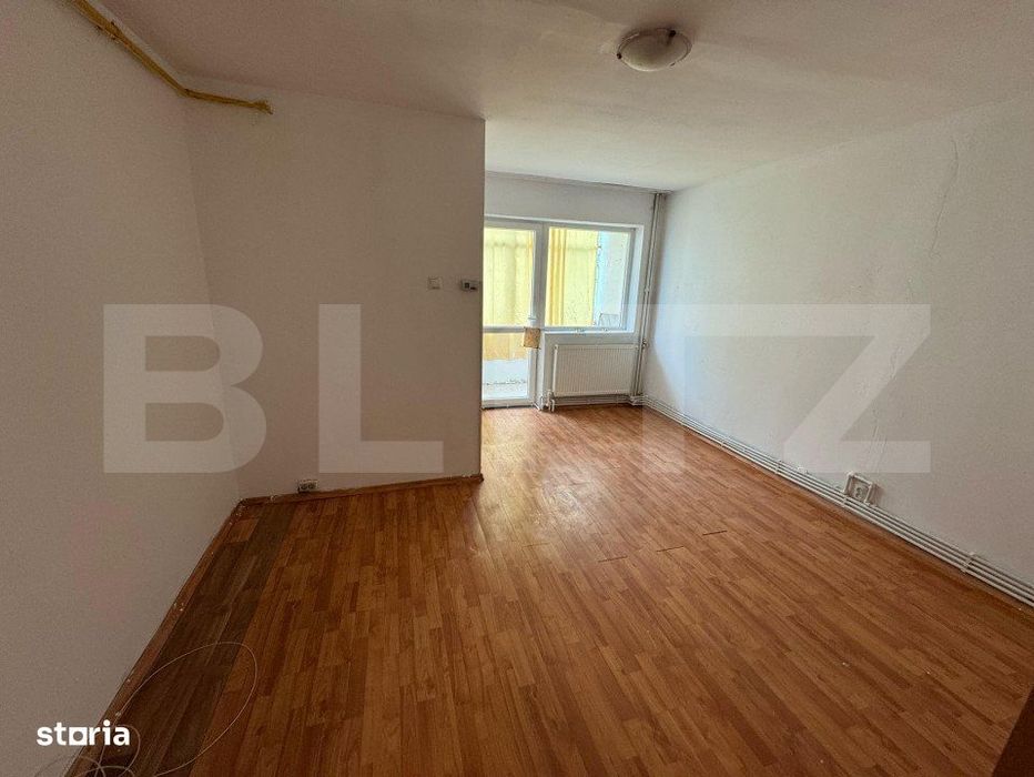 Garsoniera de vanzare, 27 mp, zona Micro 15