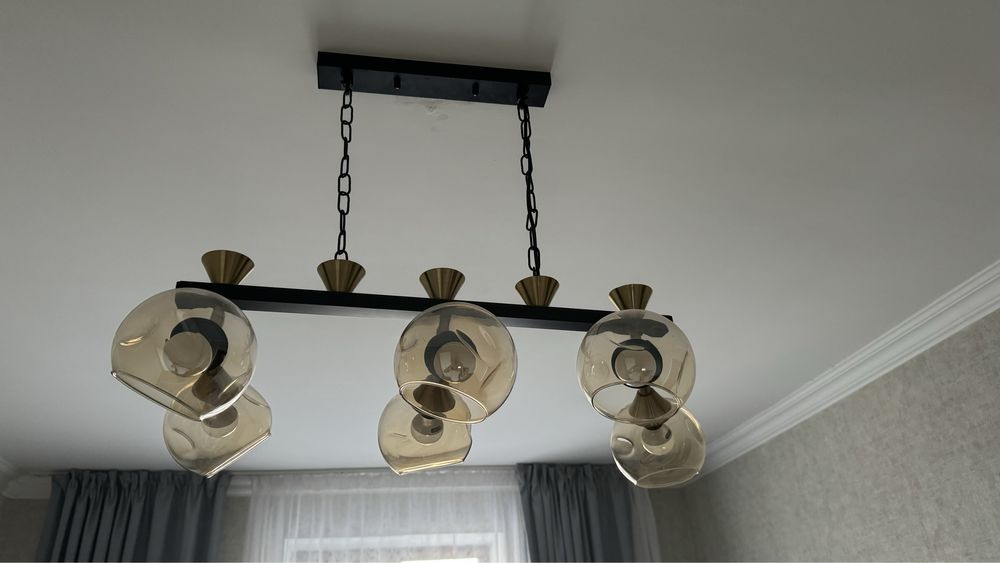 Люстра б/у продам