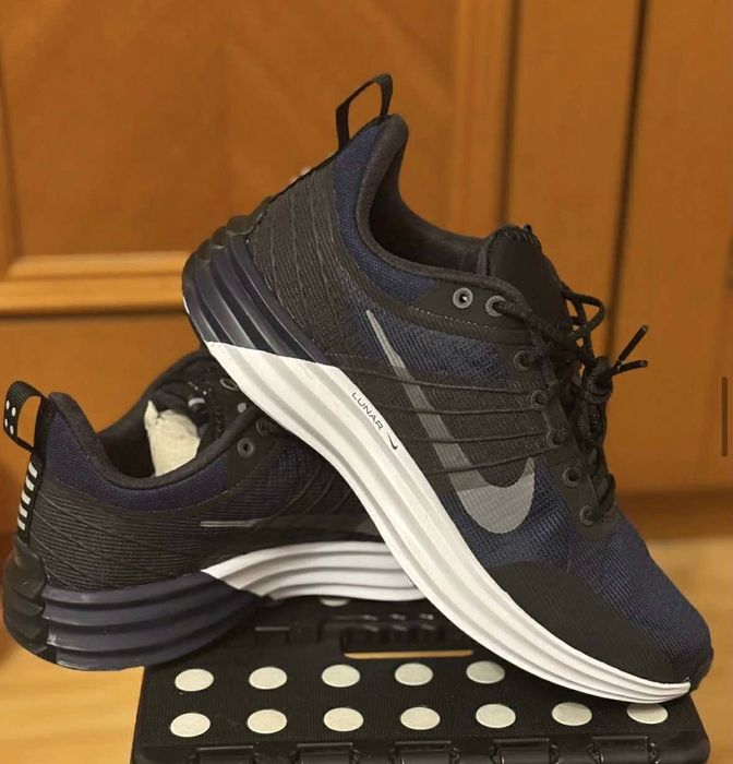 Adidași nike originali , achiziționați din reprezentanta nike