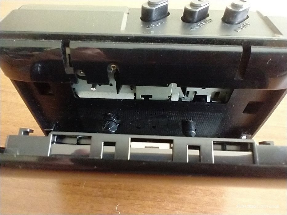 Стерео касетен плеър Crown