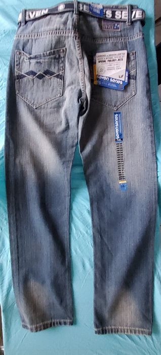 3 Blugi barbati Noi cu eticheta