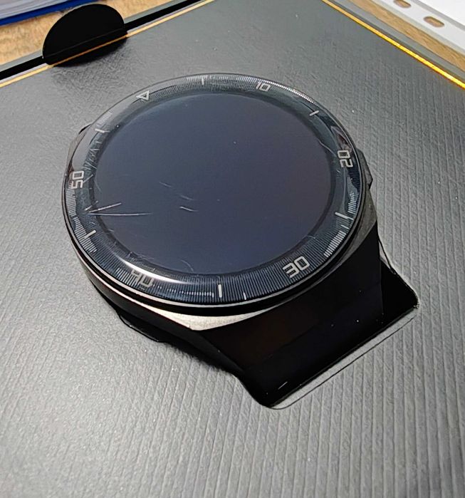 Huawei watch GT 2e, Model HCT-B19, FULL BOX