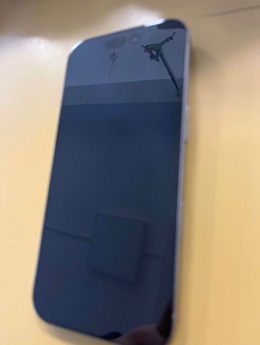 iPhone 16 Pro 512gb Bateria a fost schimbată ,0 încărcări!