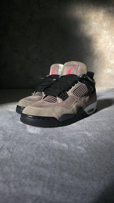 Air Jordan 4 Taupe Haze