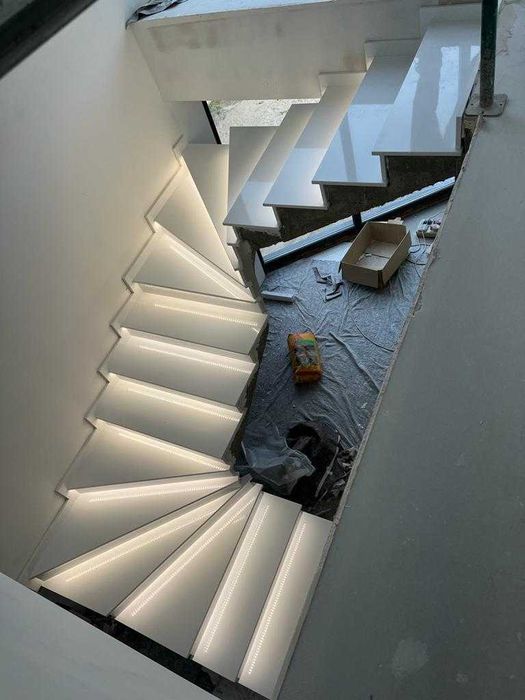 Trepte contratrepte Compozit marmura Thassos Rasinat 2 cm polished