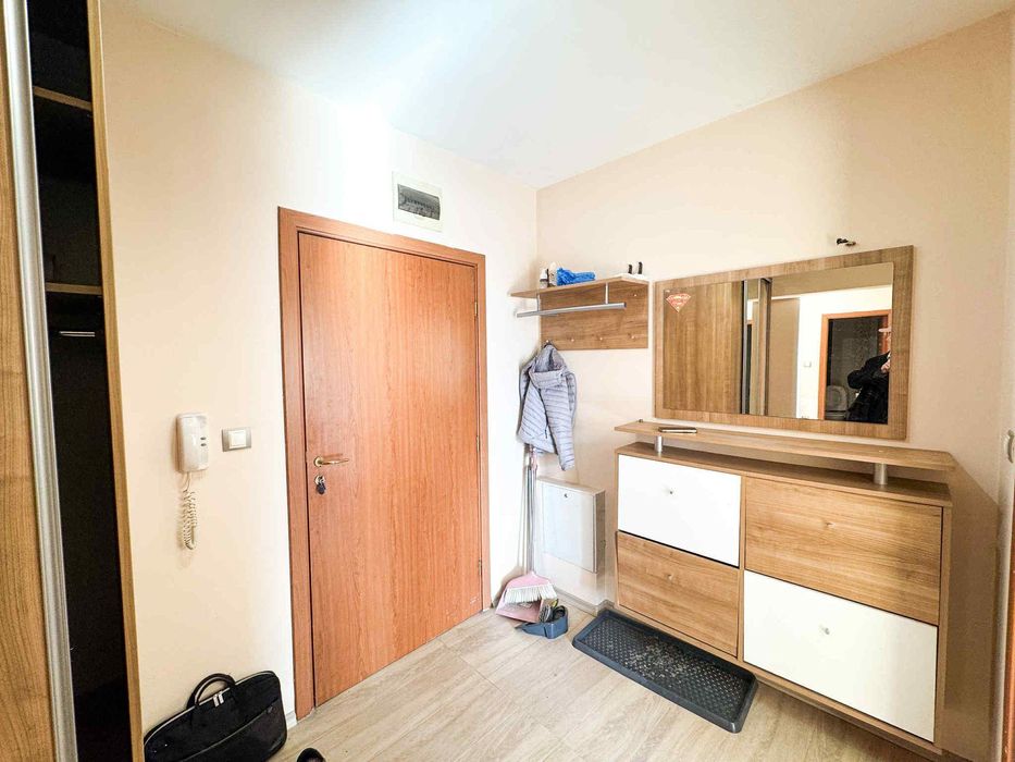 Дава се под наем Двустаен апартамент в София, Витоша - 62 кв.м за 662.49 € - Снимка #2