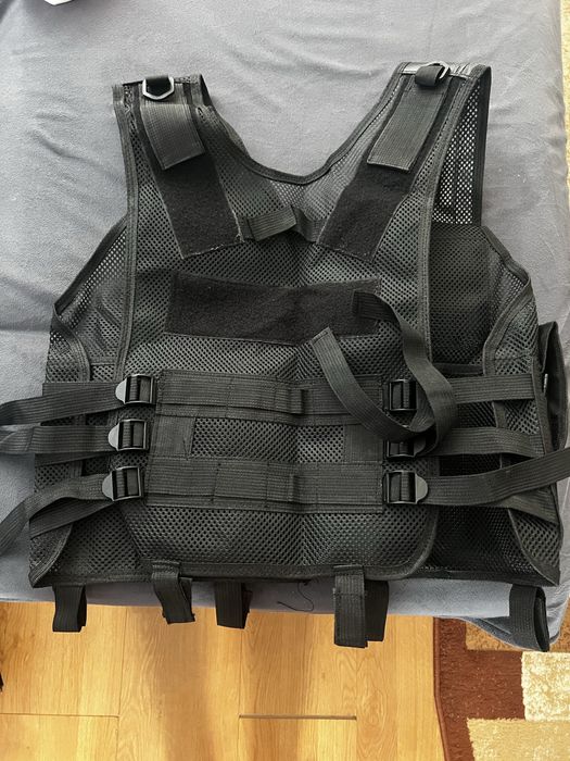 Vestă Tactică Multifuncțională