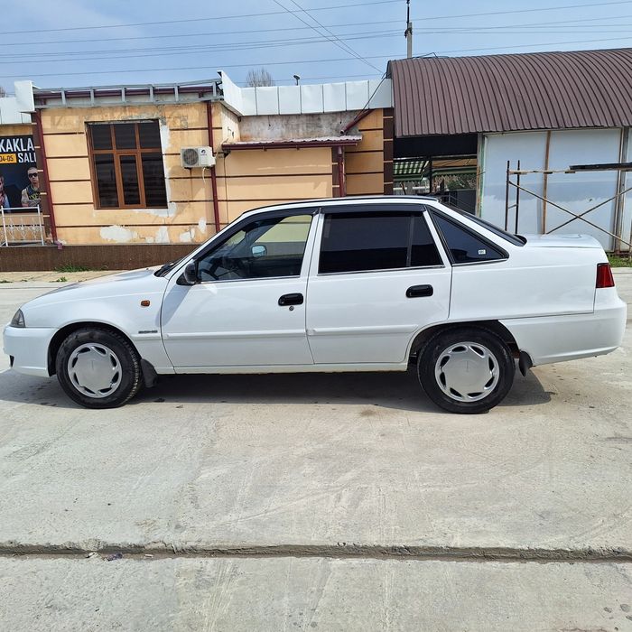 Нексия 2 донс 1,6 Сотилади Ёки Вариянтга берилади.