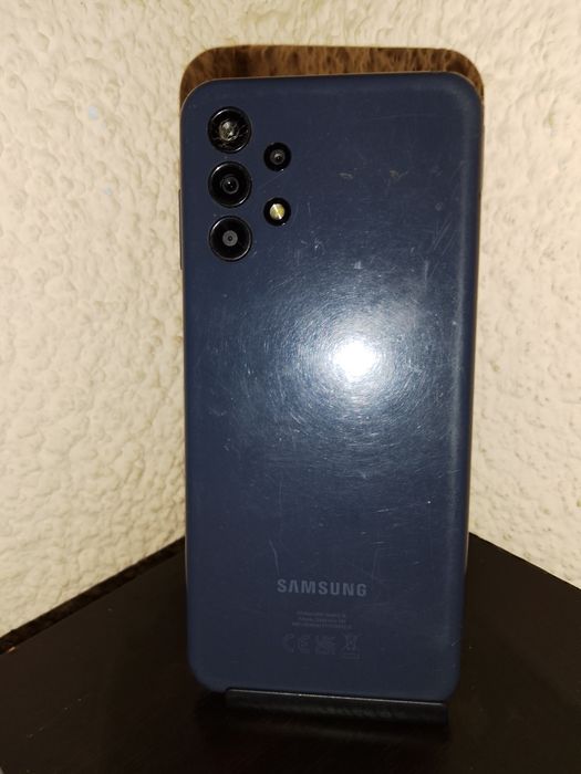 TТелефони на части