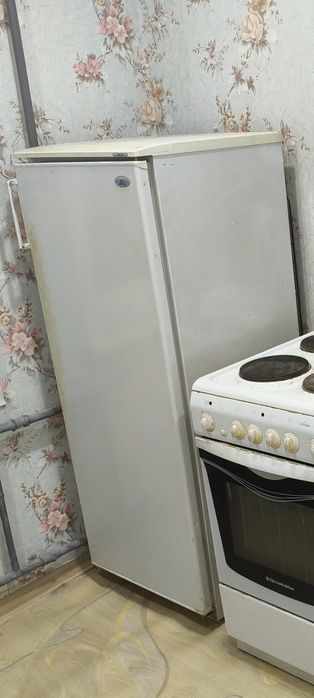 Продам рабочий холодильник Атлант