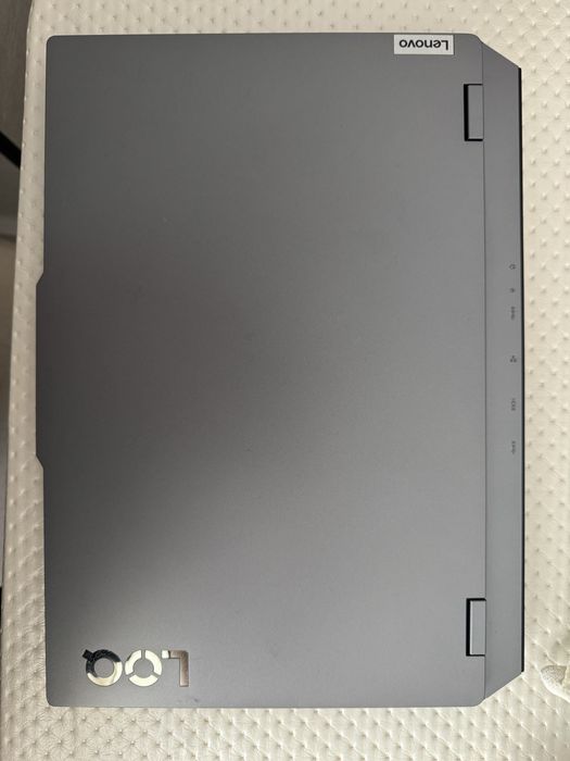 Lenovo LOQ 15ARP9
