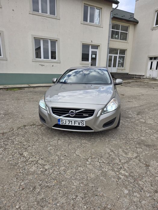 De vanzare Volvo V60