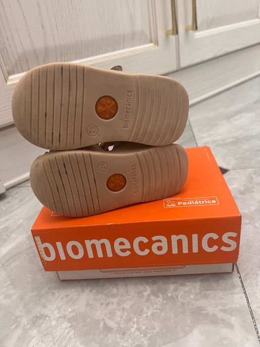 Сандали biomecanics. Производство Испания. 20размер
