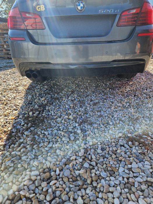 Dezmembrez bmw 520d