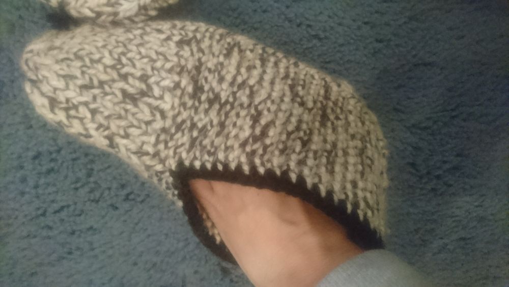 Papuci de casa/ cipici ciorapi lână copii