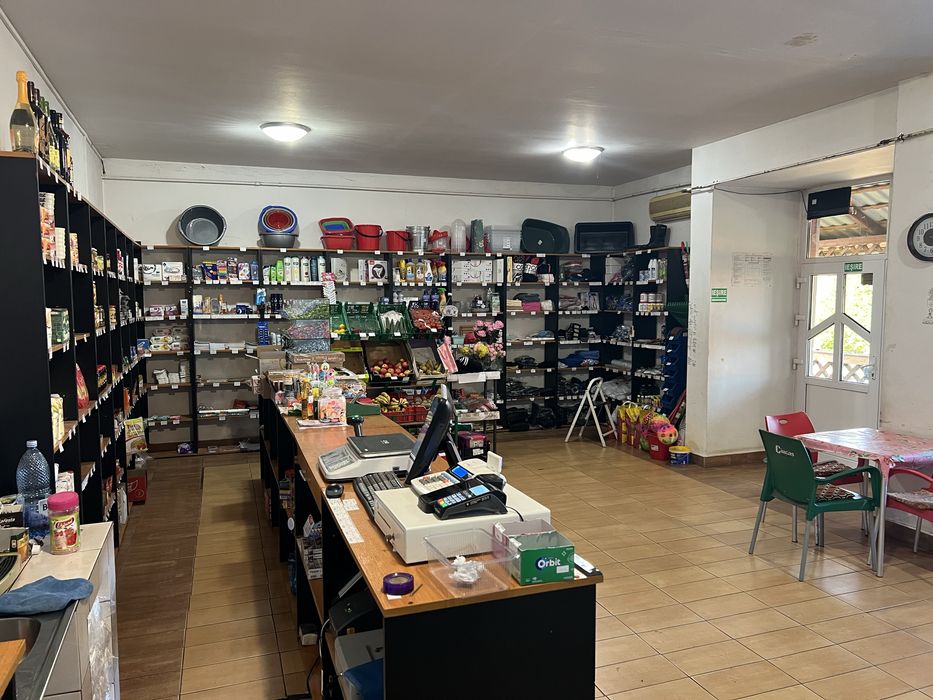 Vand imobil în loc. Fânațe