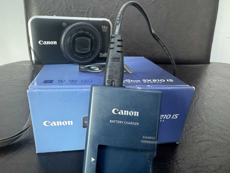 Canon PowerShot SX210 IS