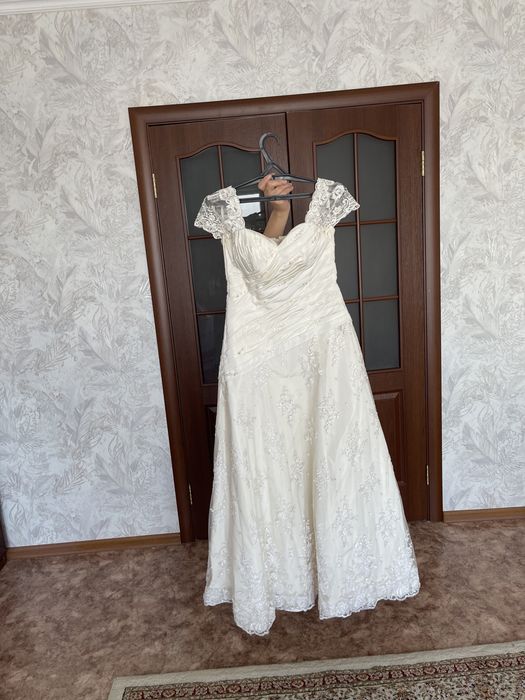 Платье на узату