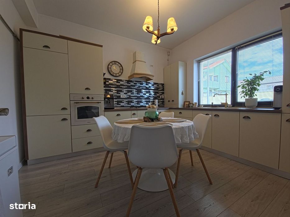 Palazu Mare Duplex Premium 4 Camere  Mobilat si Utilat  Curte 2 Parcar