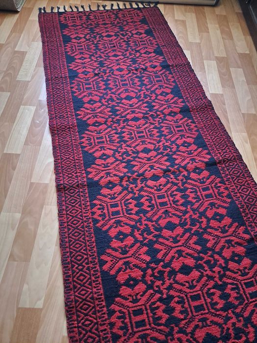 Пътека нова, тъкана