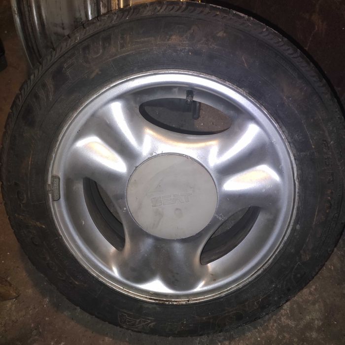 Оригинални алуминиеви джанти 14 цола; 4х100; ЕТ 38 за "Сеат"